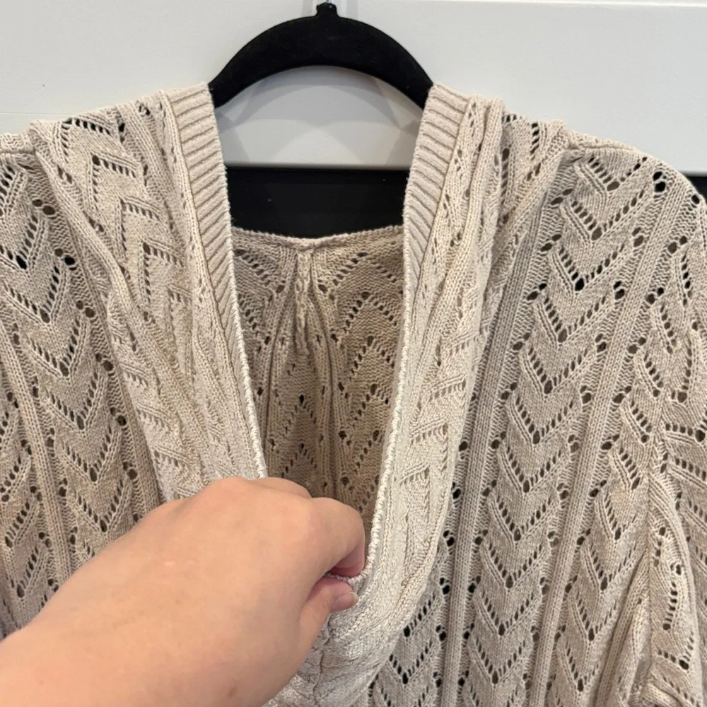 Cable Knit Cream Sweater - Picture 5 of 6